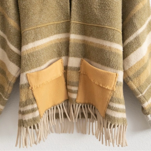 Lapp Lander Virgin Wool Moth Resistant Cardigan Coat Norway Size medium - Picture 3 of 7